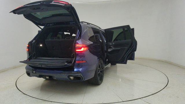 Used 2024 BMW X7 xDrive40i w/ Executive Package image 78