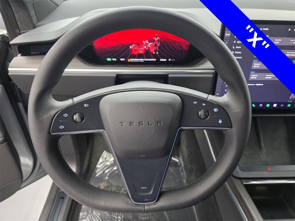 Used 2024 Tesla Model X image 18