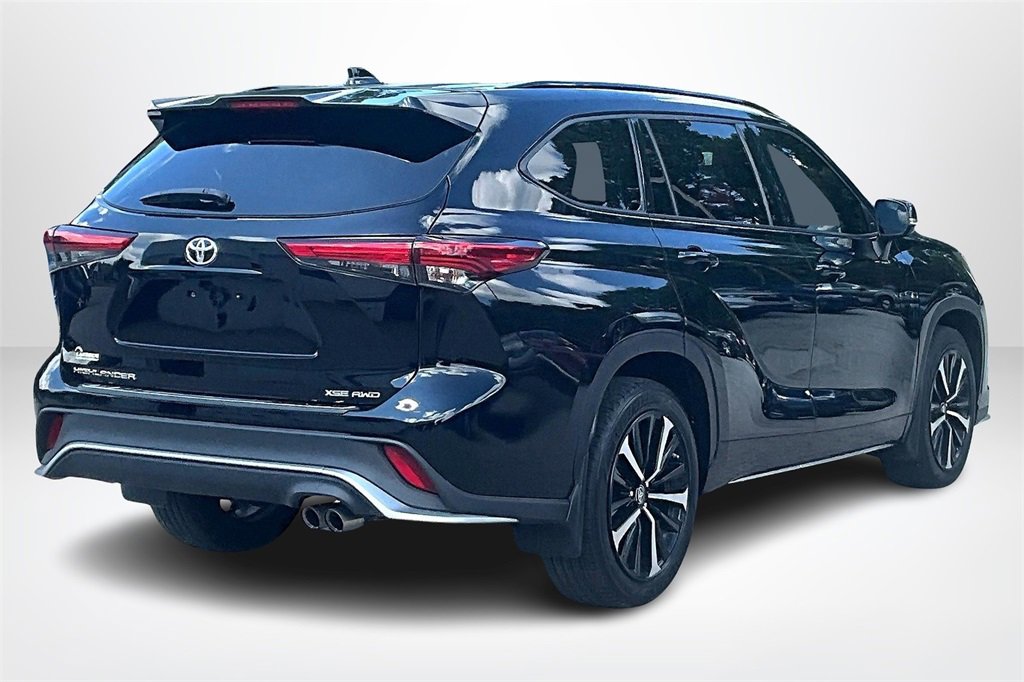 Used 2021 Toyota Highlander XSE image 5