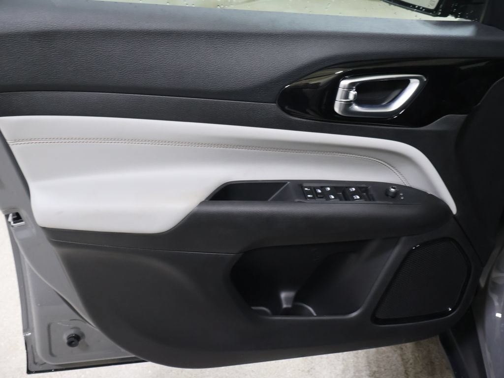 New 2026 Jeep Compass Limited AWD/4WD image 10