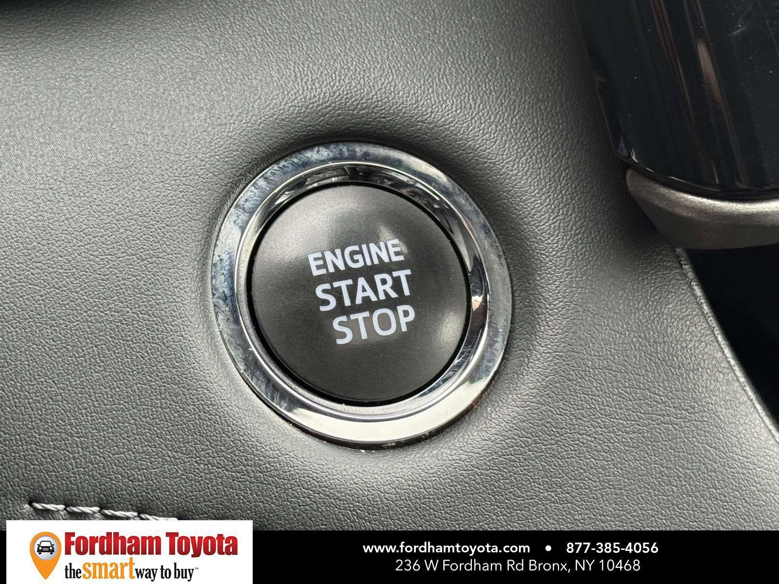 Used 2023 Toyota Highlander XLE image 26