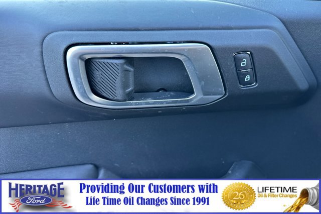Used 2025 Ford Bronco Outer Banks w/ Sasquatch Package image 11