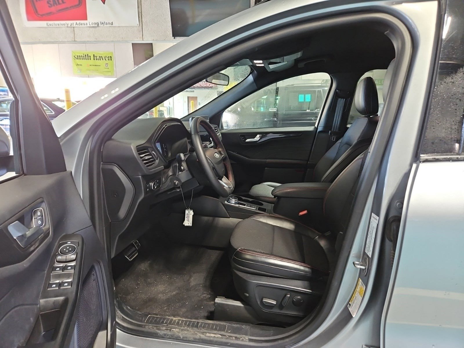 Used 2024 Ford Escape ST-Line Select w/ Tech Pack #1 image 10