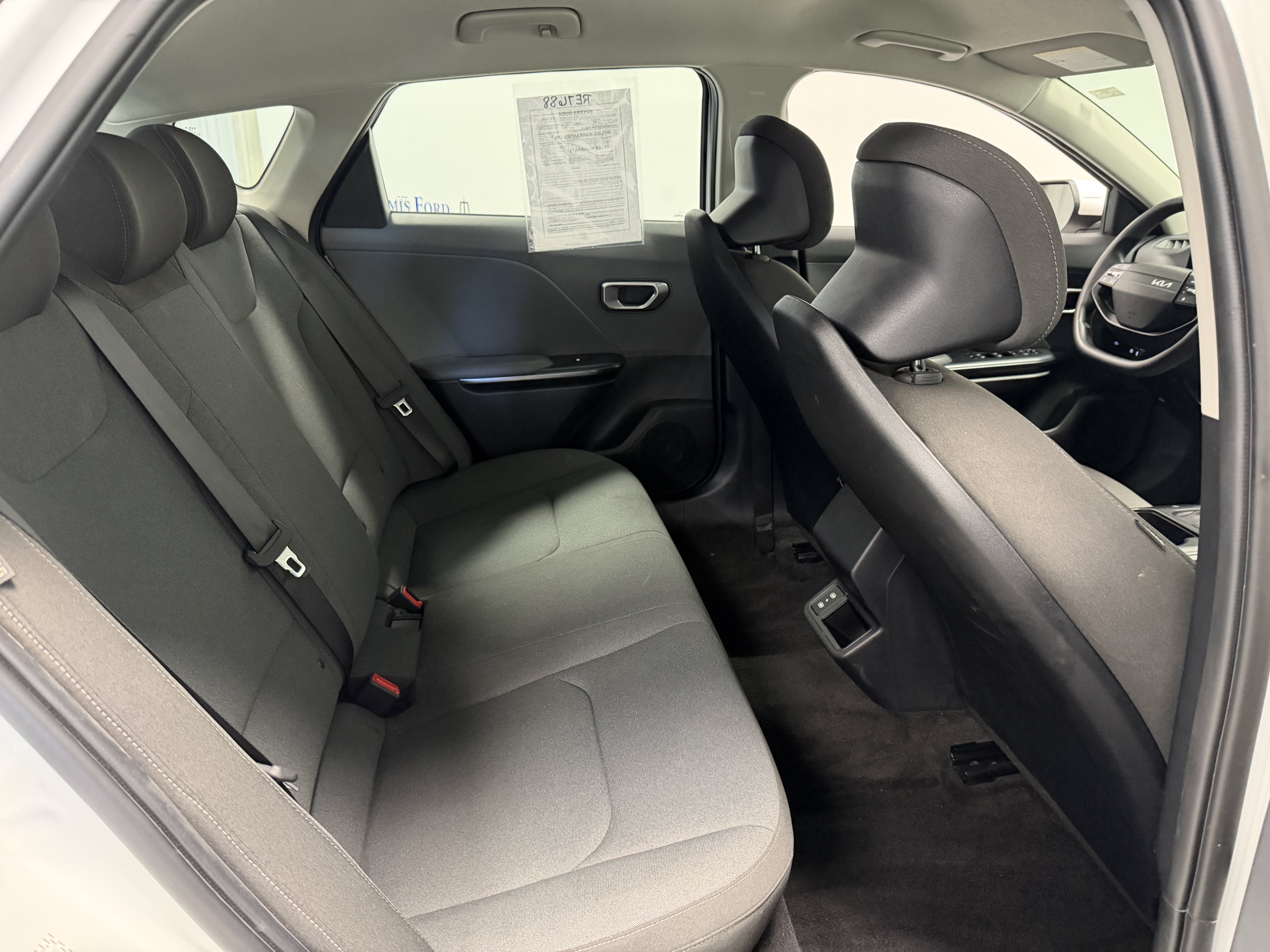 Used 2025 Kia K4 FWD image 21