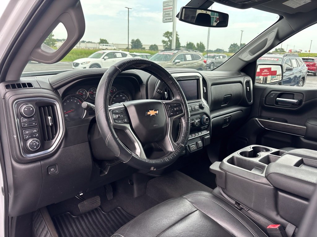 Used 2019 Chevrolet Silverado 1500 LTZ w/ Z71 Off-Road Package AWD/4WD image 10