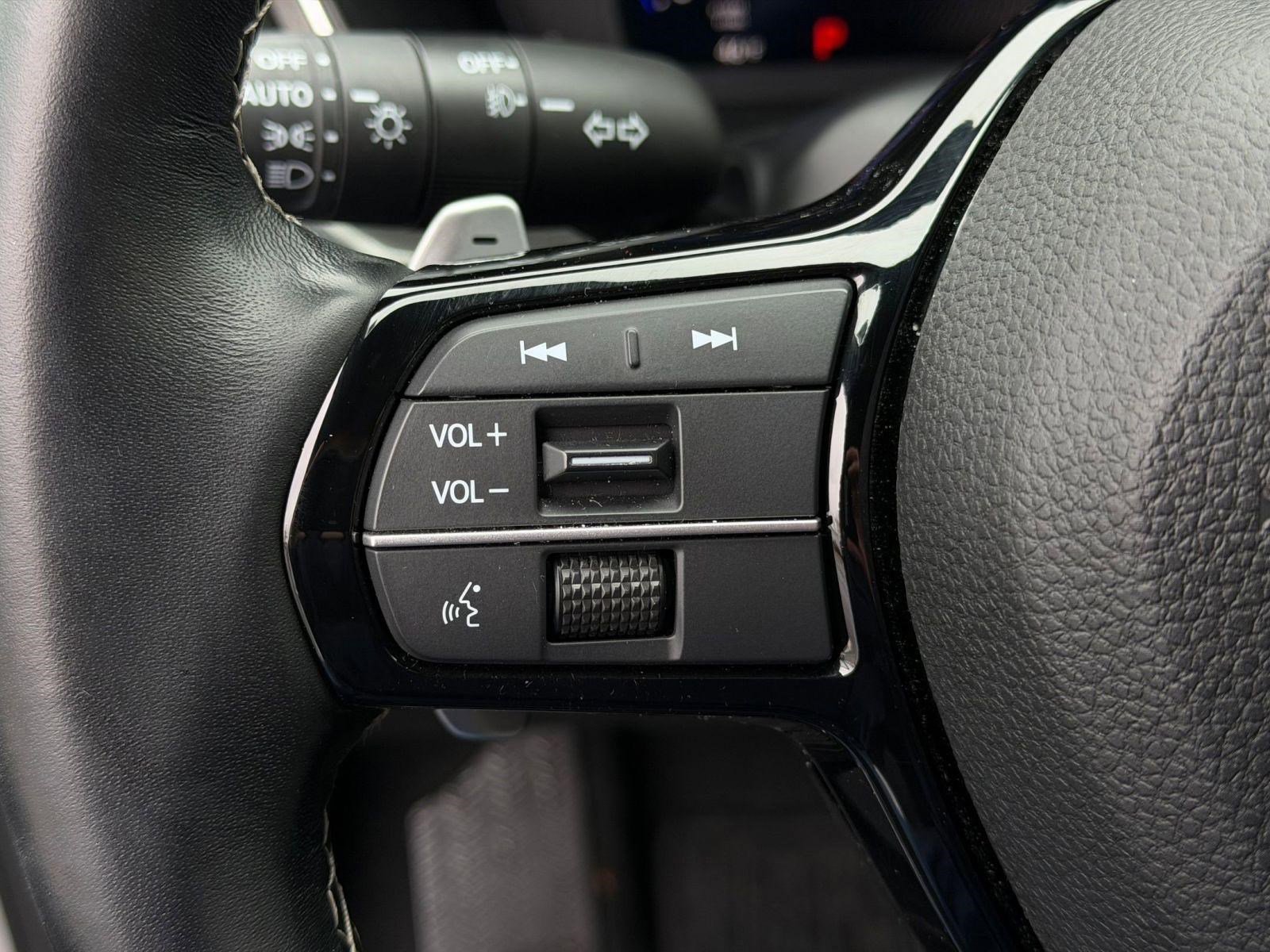 Used 2023 Acura Integra A-Spec image 16