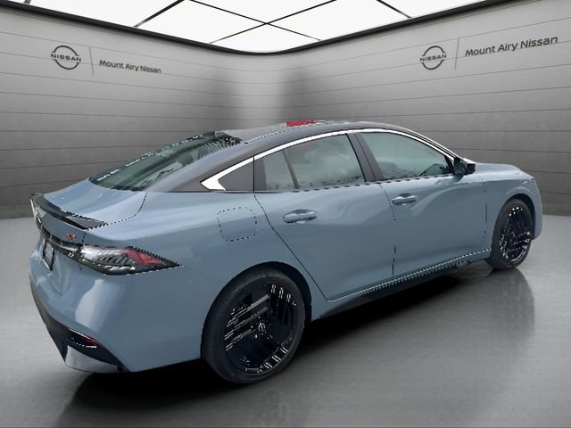 New 2026 Nissan Sentra SR FWD image 4