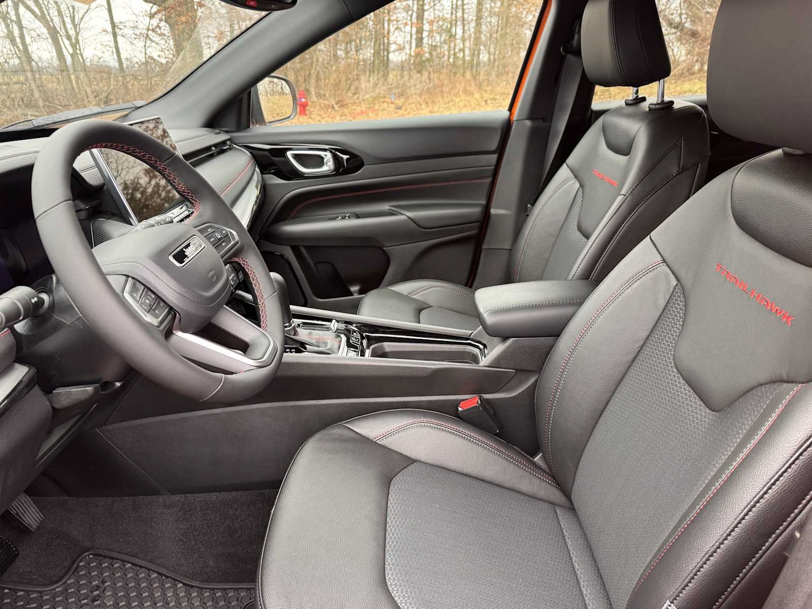 New 2026 Jeep Compass Trailhawk w/ Sun, Sound & Navigation Group AWD/4WD image 9