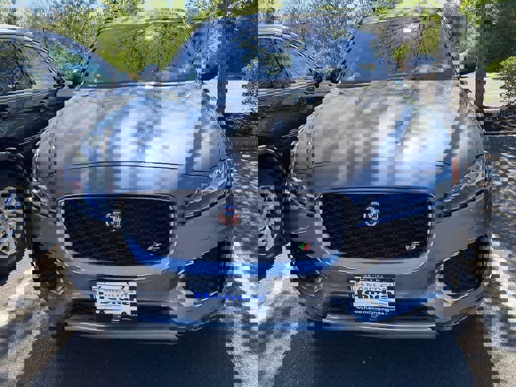 Used 2019 Jaguar F-PACE S AWD/4WD image 3