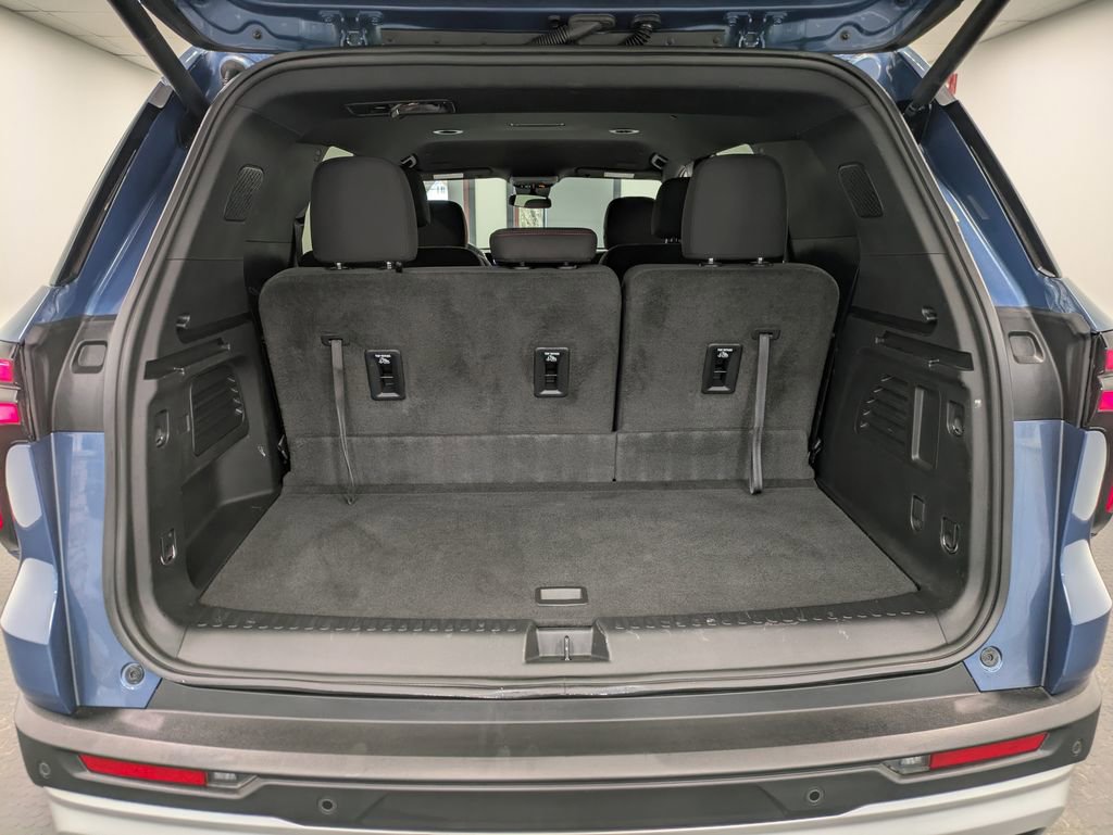 Used 2024 Chevrolet Traverse Z71 image 23