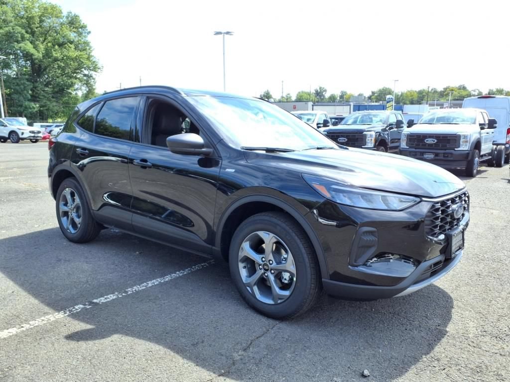 New 2025 Ford Escape ST-Line w/ Tech Pack #1