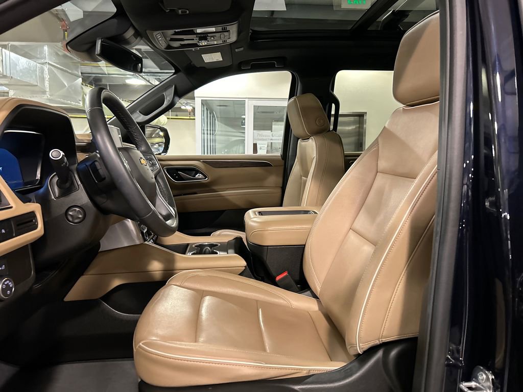 Used 2023 Chevrolet Tahoe Premier AWD/4WD image 10