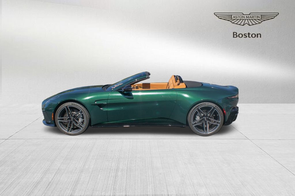 Used 2026 Aston Martin V8 Vantage Coupe image 9