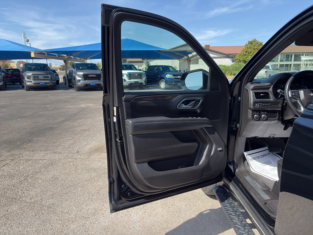 Used 2021 Chevrolet Suburban Z71 AWD/4WD image 11