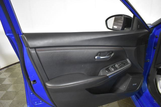 Certified 2023 Nissan Sentra SR w/ SR Premium Package image 7