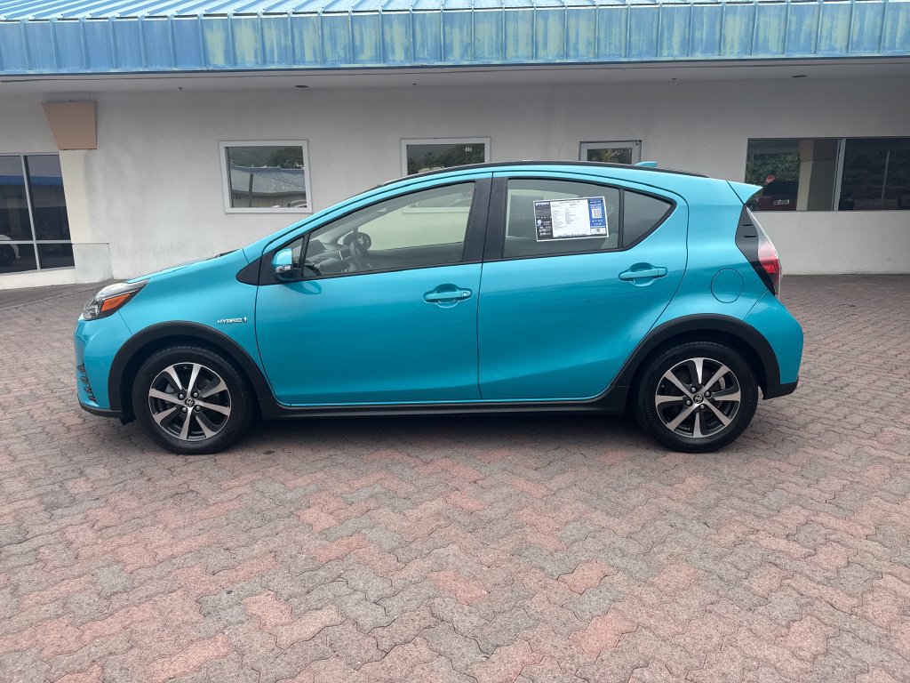 Used 2018 Toyota Prius C One FWD image 1