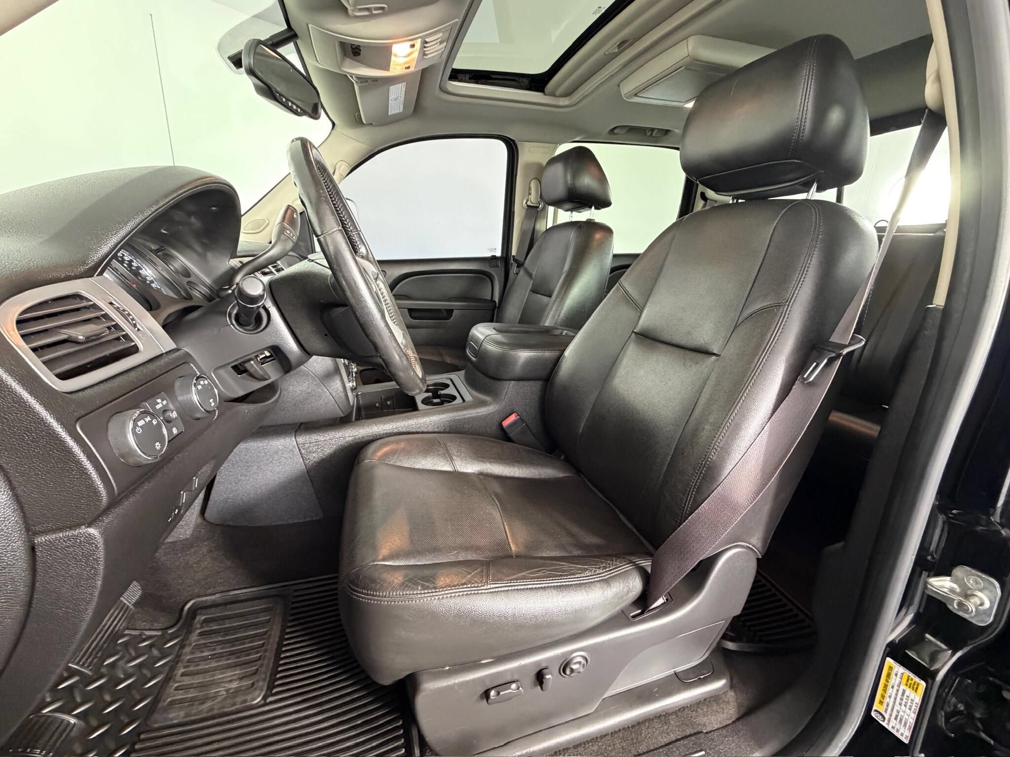 Used 2012 Chevrolet Silverado 3500 LTZ w/ LTZ Plus Package AWD/4WD image 28