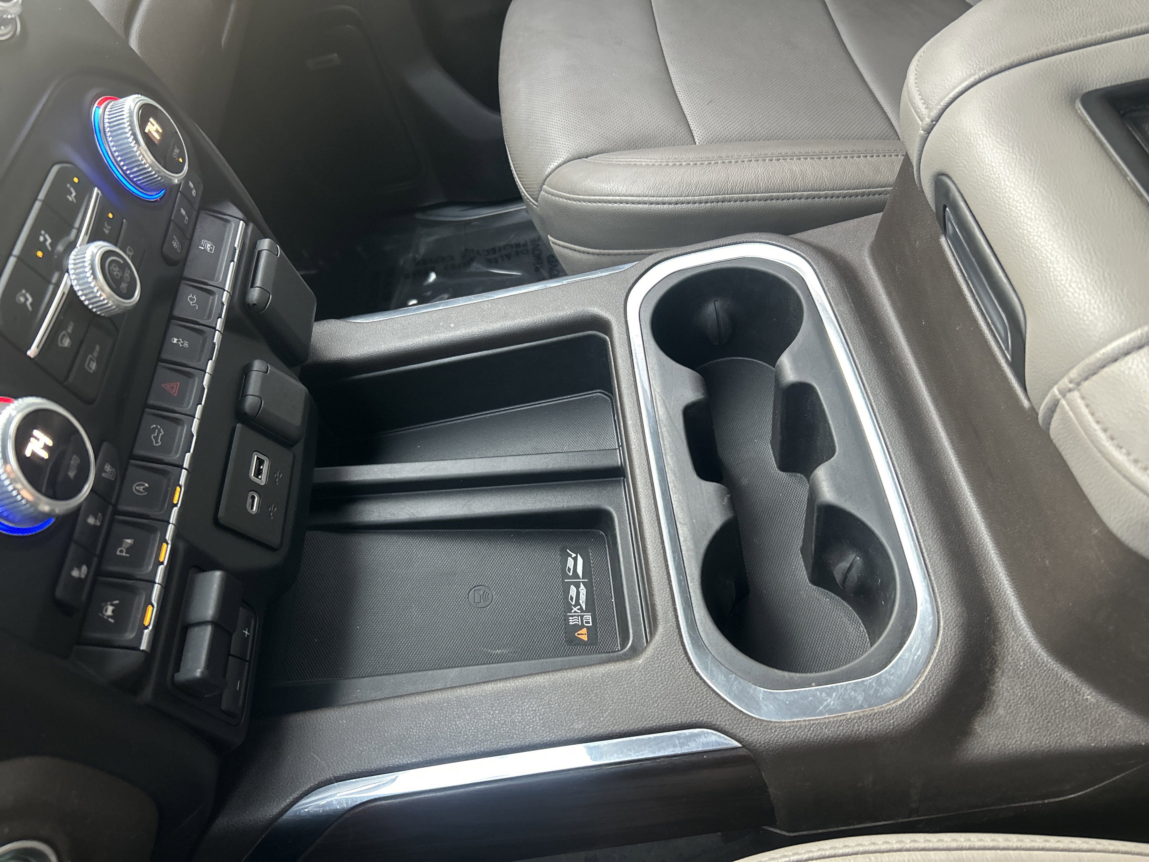 Used 2019 GMC Sierra 1500 SLT w/ SLT Premium Plus Package image 24