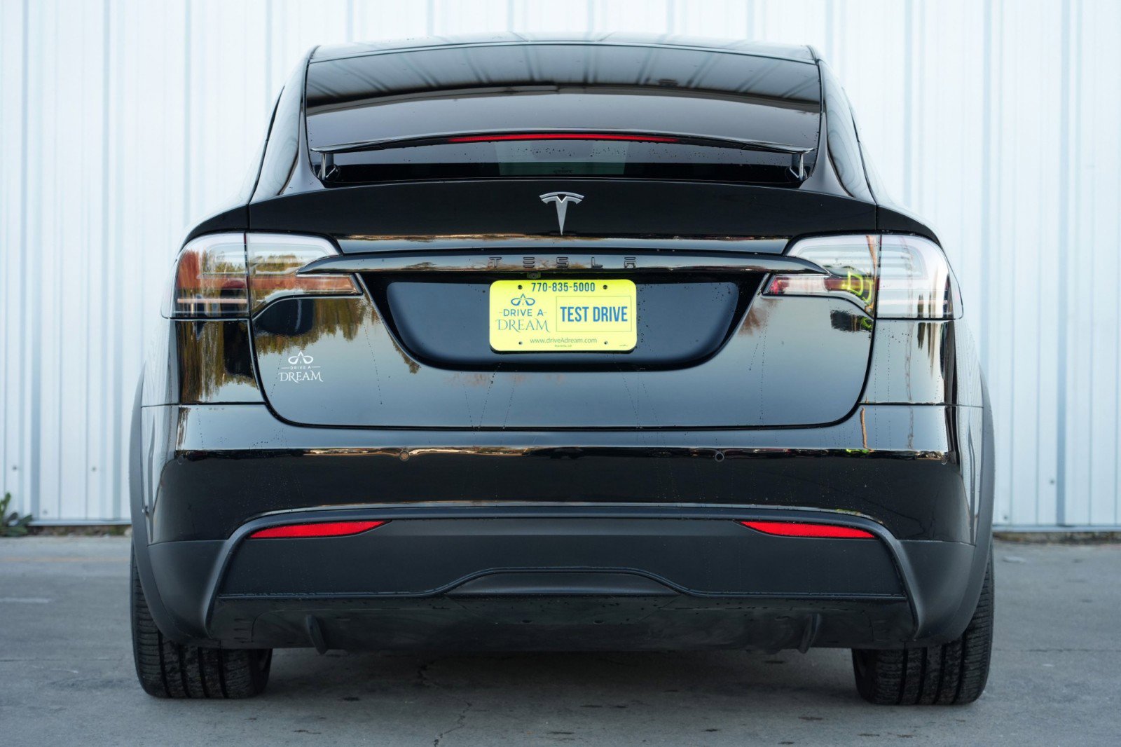 Used 2023 Tesla Model X image 10