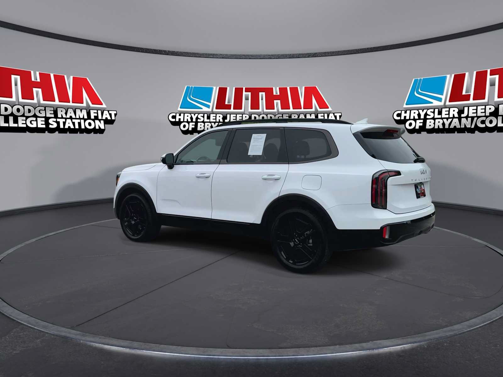Used 2024 Kia Telluride SX X-Line AWD/4WD image 6