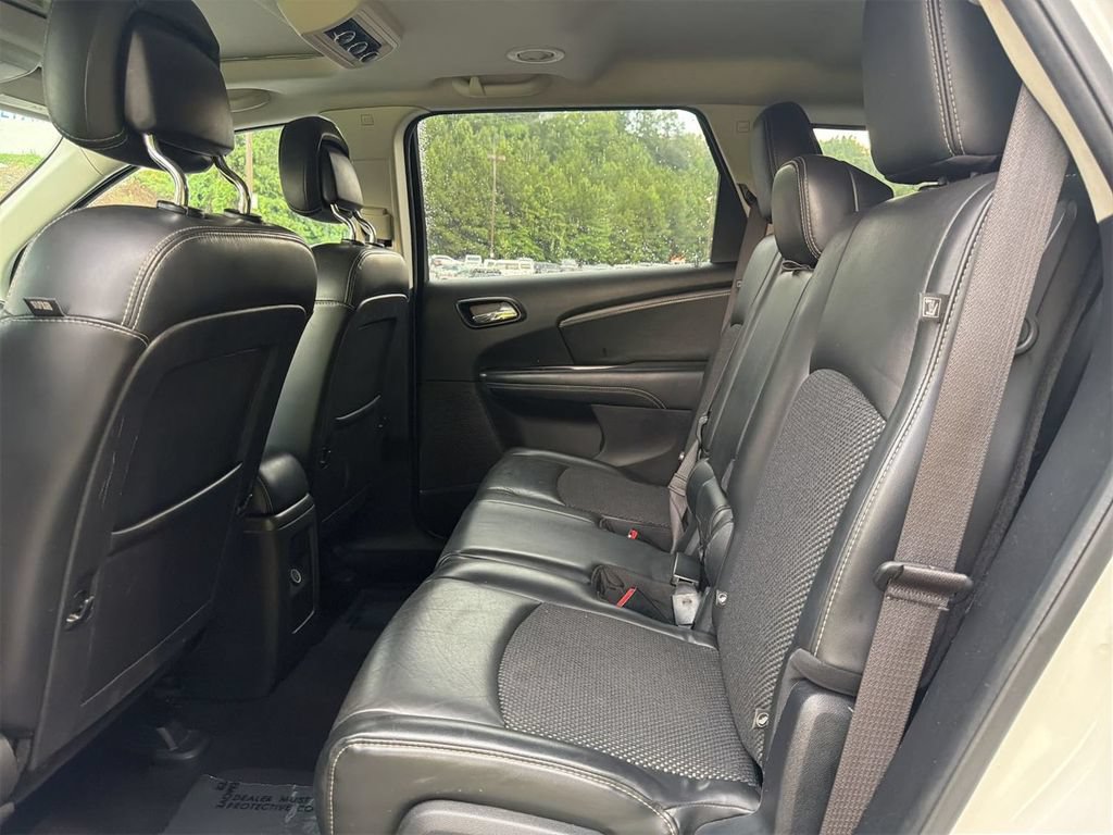 Used 2020 Dodge Journey Crossroad FWD image 7