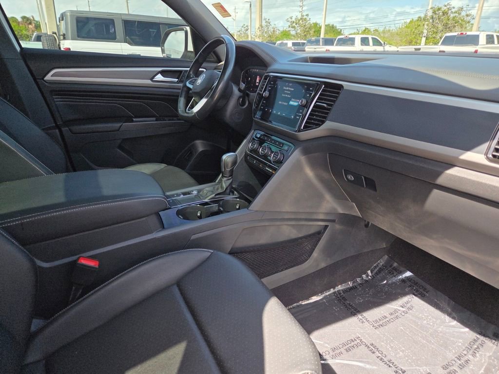 Used 2020 Volkswagen Atlas Cross Sport SEL FWD image 9