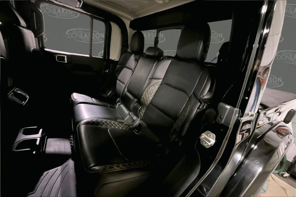 Used 2022 Jeep Gladiator Overland image 15