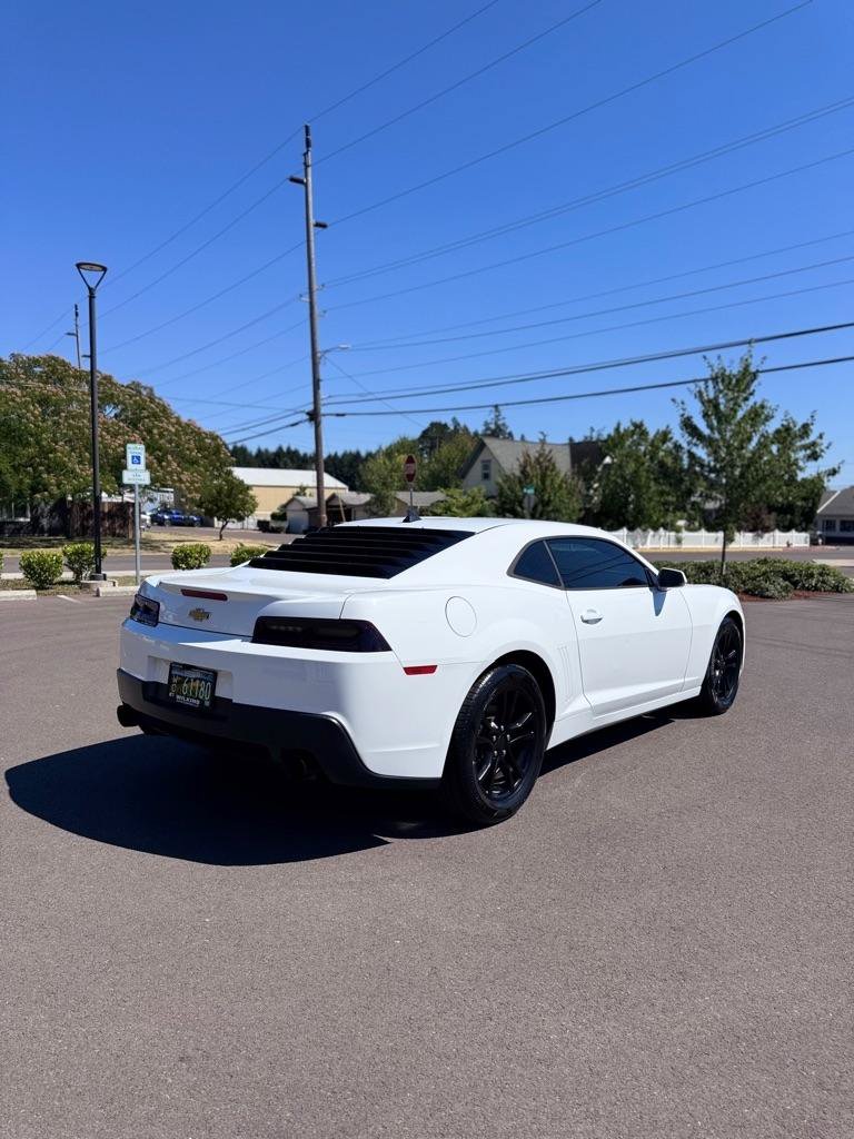 Used 2015 Chevrolet Camaro LS RWD image 5