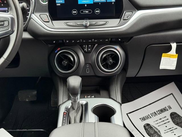 Used 2023 Chevrolet Blazer LT w/ Convenience Package image 14