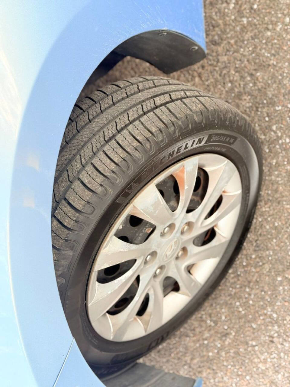 Used 2012 Hyundai Elantra GLS image 8