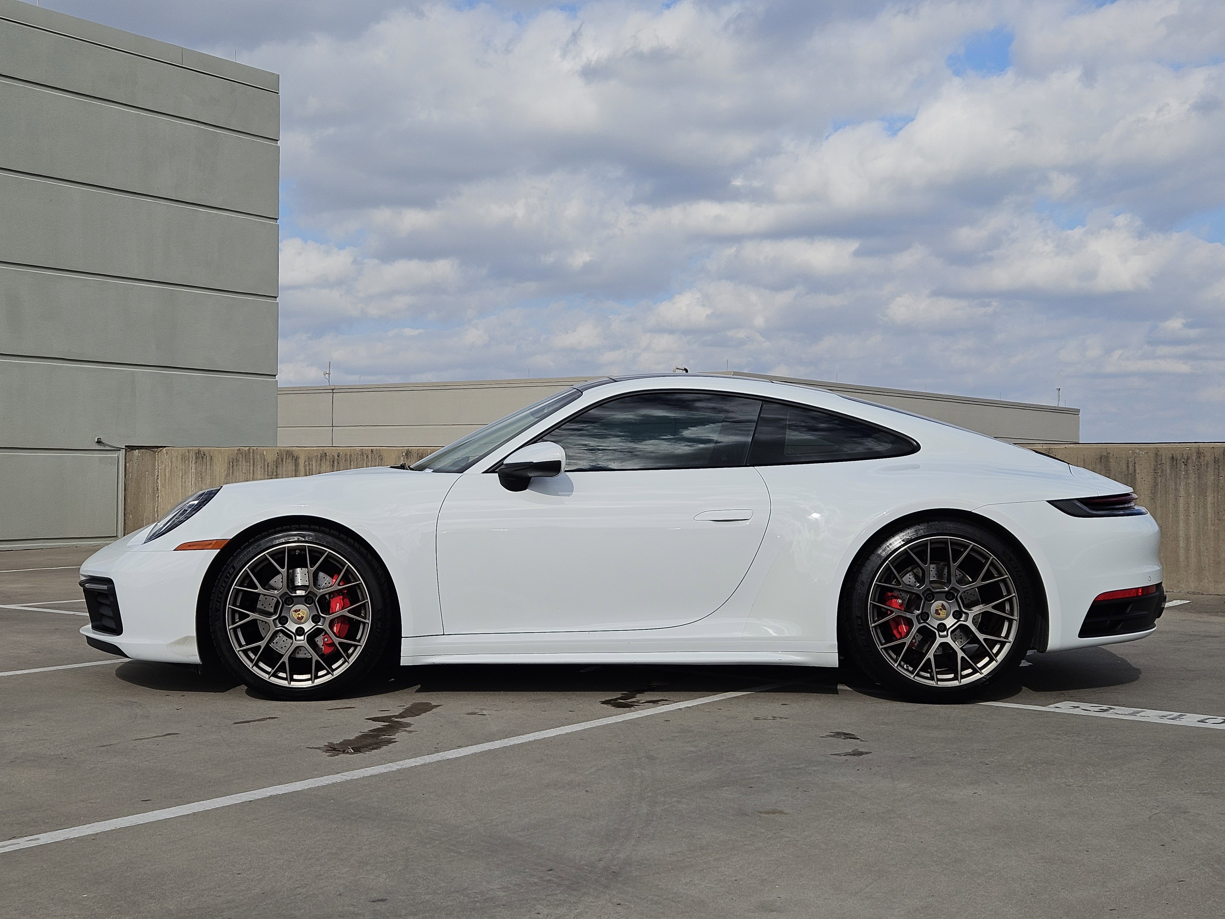 Certified 2020 Porsche 911 Carrera 4S image 2