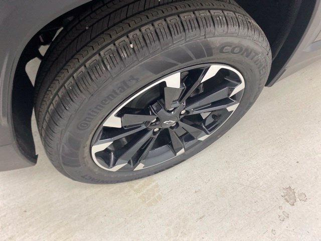 New 2027 Chevrolet Equinox RS w/ Safety and Technology Package FWD image 10