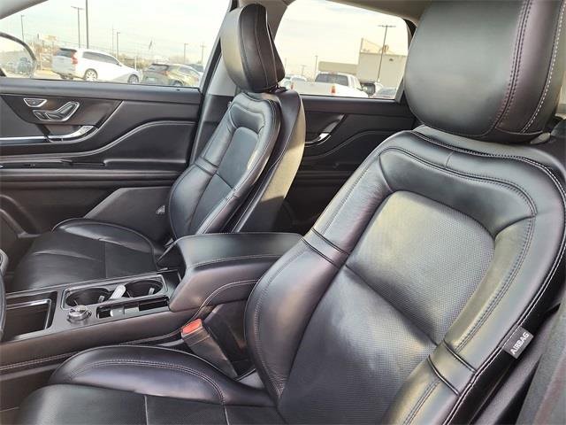 Used 2020 Lincoln Corsair Reserve w/ Equipment Group 202A image 13