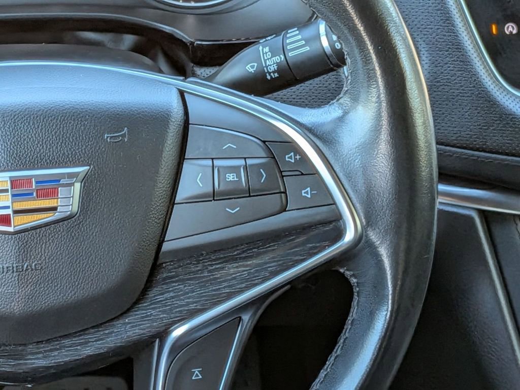 Used 2023 Cadillac XT5 Premium Luxury image 18