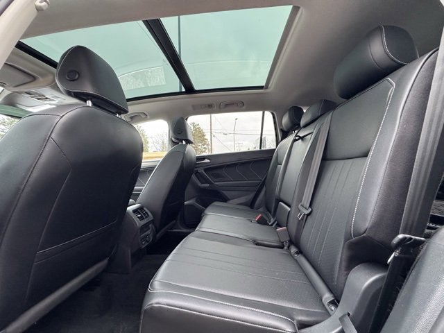 Used 2022 Volkswagen Tiguan SE image 15