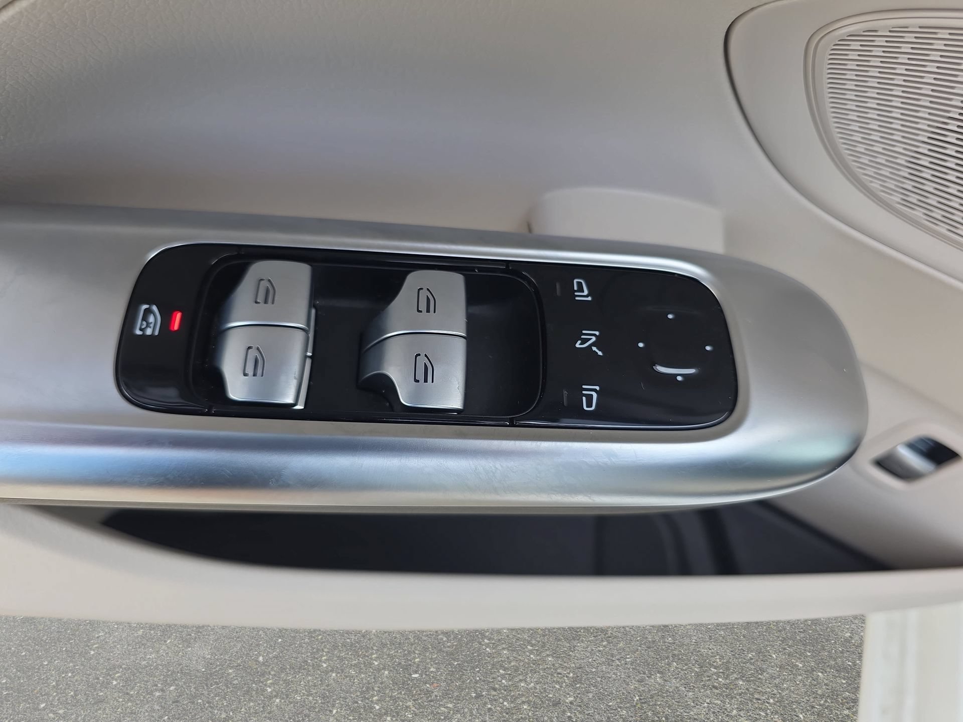 Used 2023 Mercedes-Benz C 300 4MATIC Sedan image 26