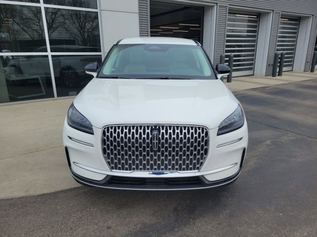Certified 2024 Lincoln Corsair AWD image 8