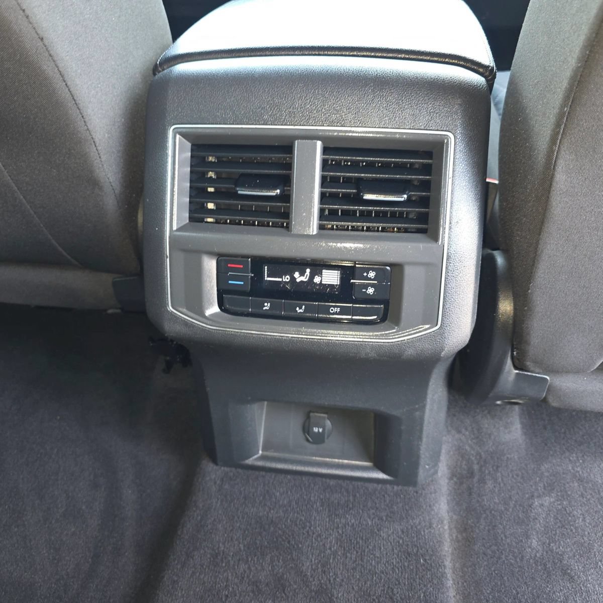 Used 2019 Volkswagen Atlas S FWD image 18