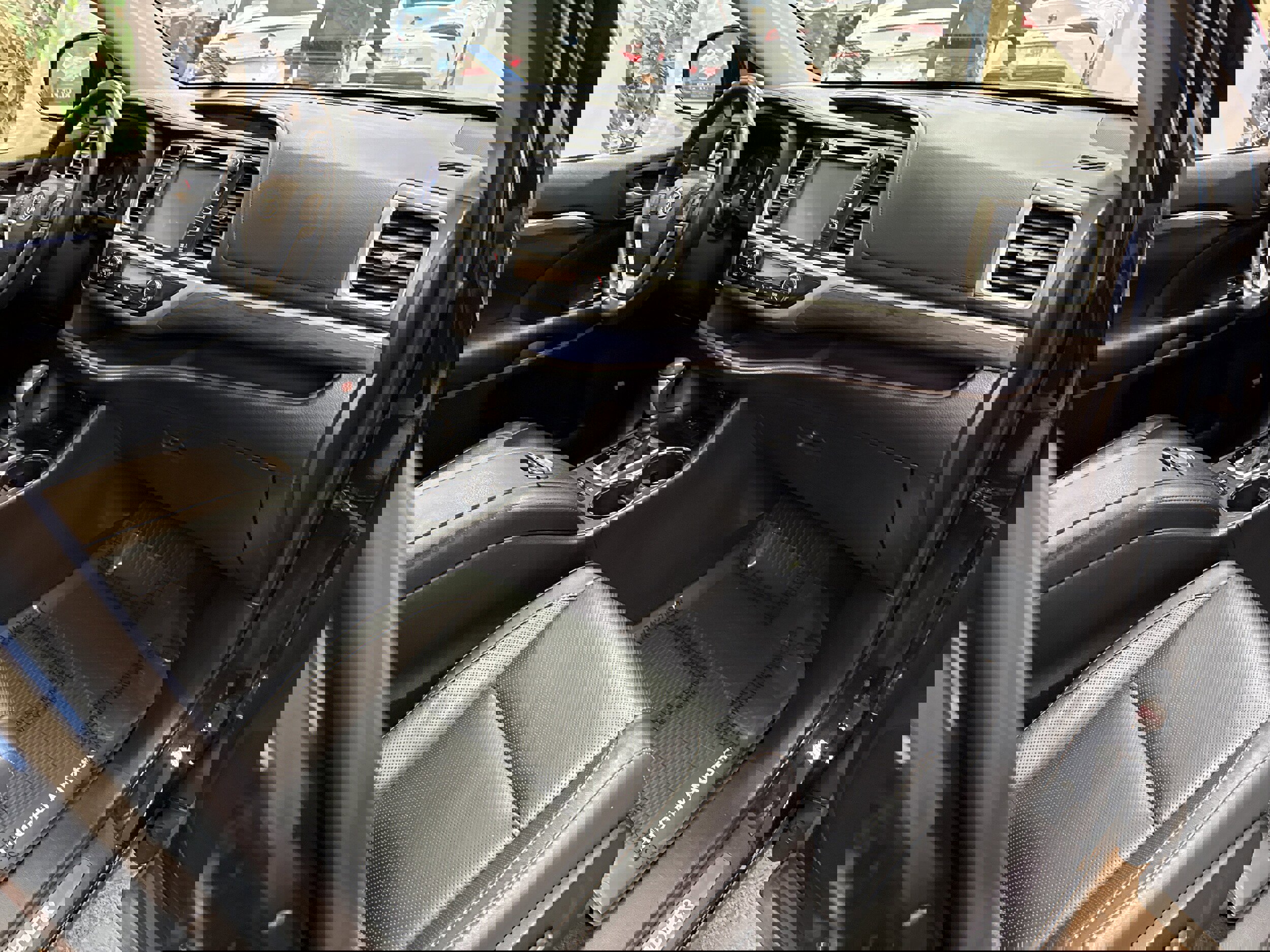 Used 2019 Toyota Highlander Limited Platinum image 38