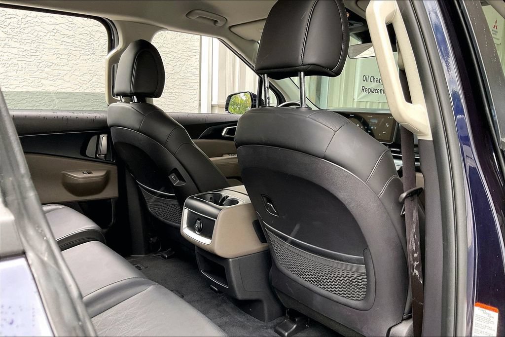 Used 2026 Kia Carnival FWD image 20