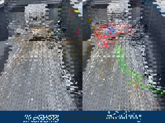 Used 2022 Chevrolet Silverado 2500 Custom w/ Custom Value Package image 15