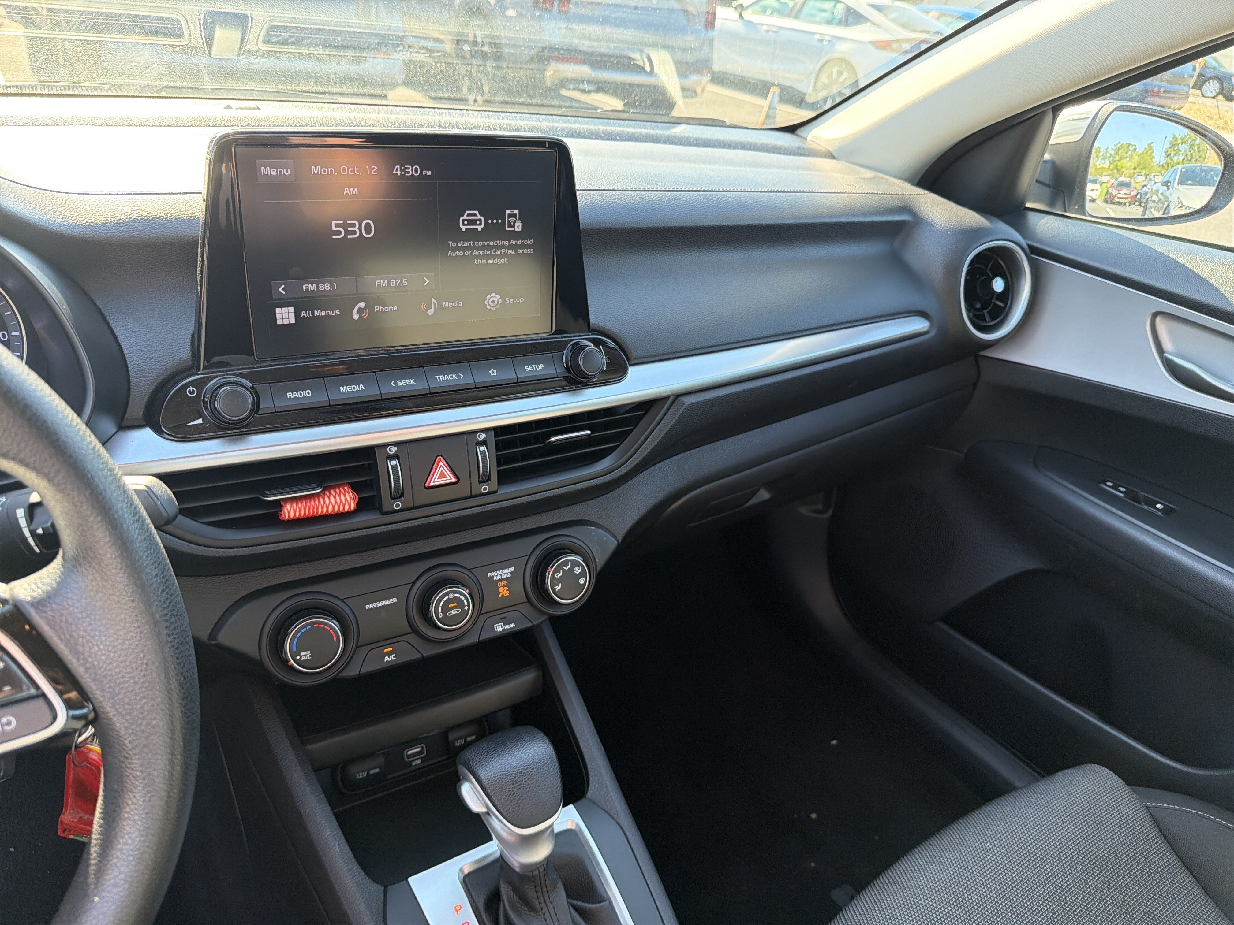 Certified 2022 Kia Forte LXS w/ LXS Technology Package FWD image 29