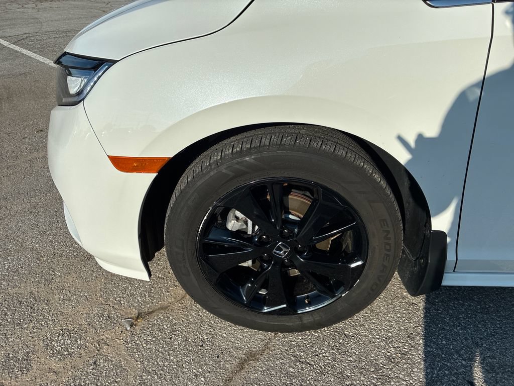 Certified 2024 Honda Odyssey Sport image 11