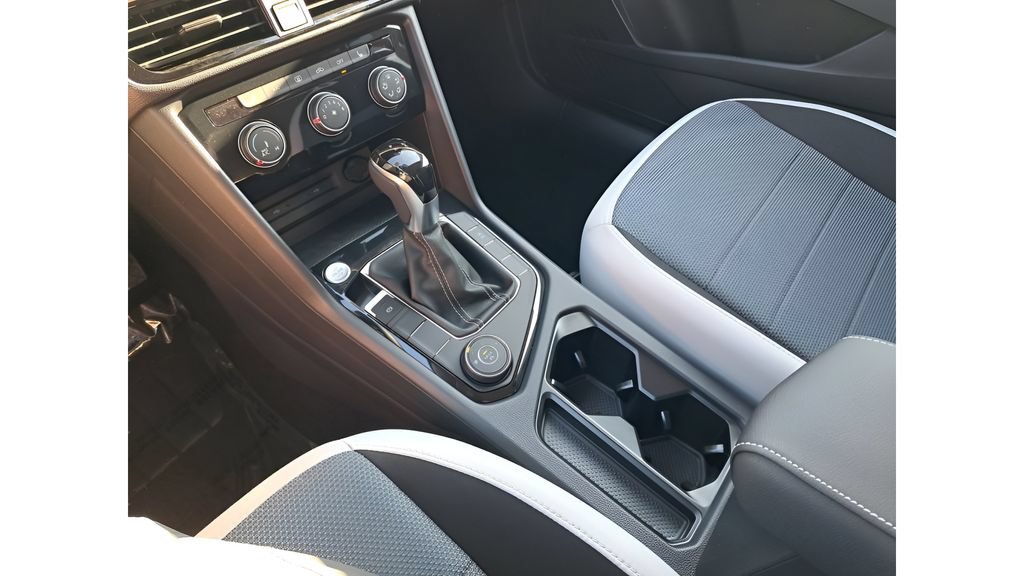 New 2025 Volkswagen Taos S AWD/4WD image 29