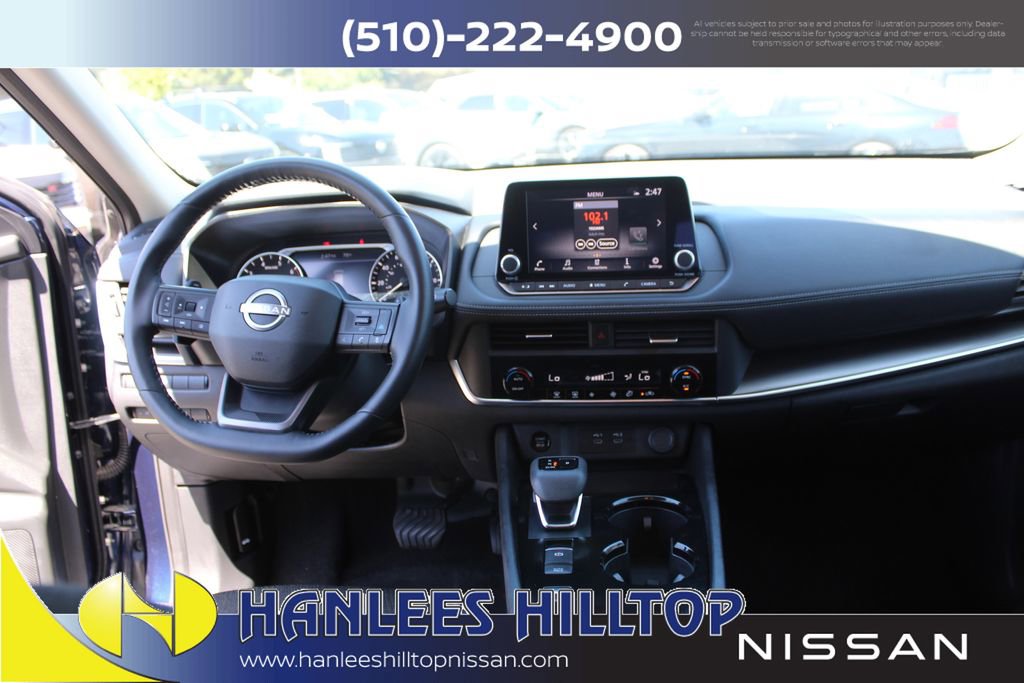 Used 2025 Nissan Rogue SV FWD image 19