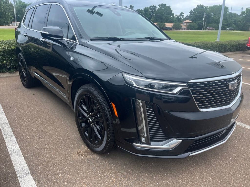 Used 2022 Cadillac XT6 Premium Luxury w/ Technology Package AWD/4WD video 3