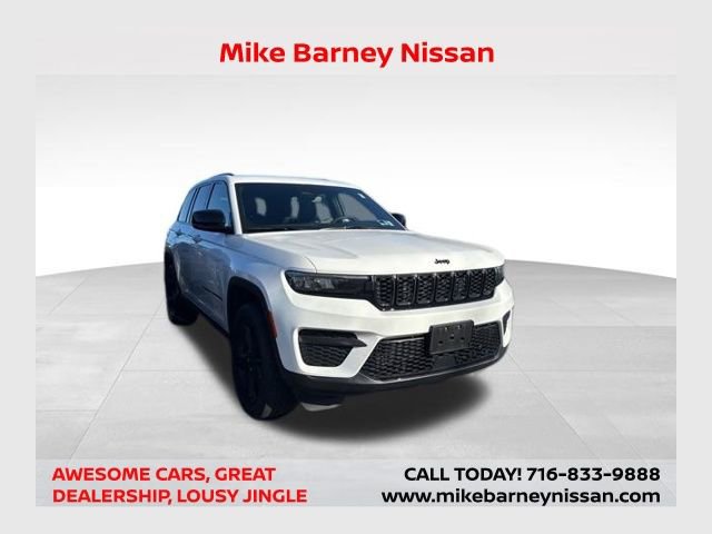 Used 2023 Jeep Grand Cherokee Altitude