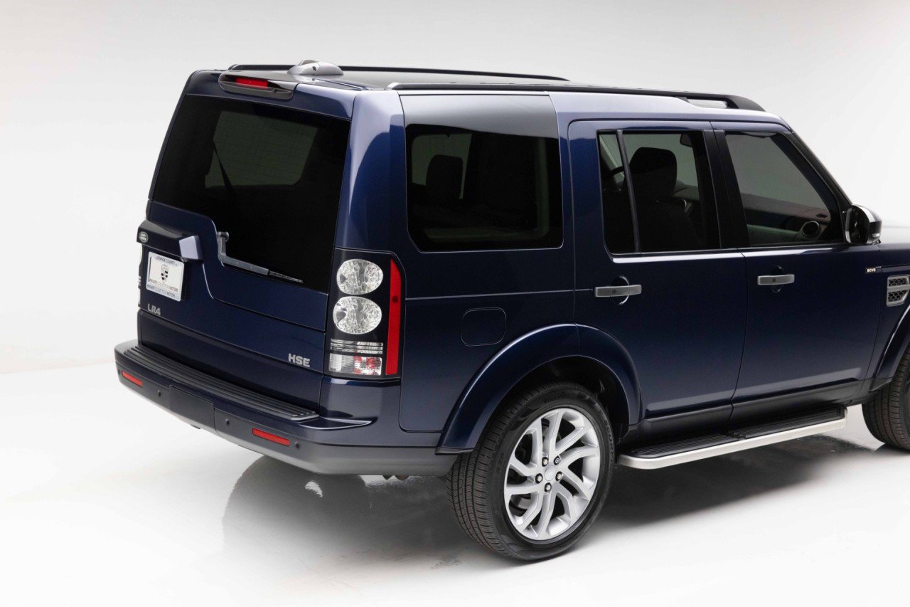 Used 2016 Land Rover LR4 HSE AWD/4WD image 27