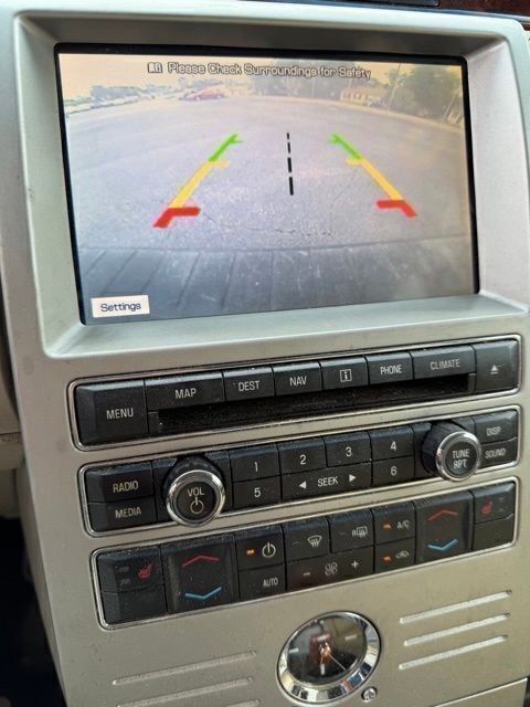Used 2011 Ford Flex Limited w/ Rapid Spec Order Code FWD image 15
