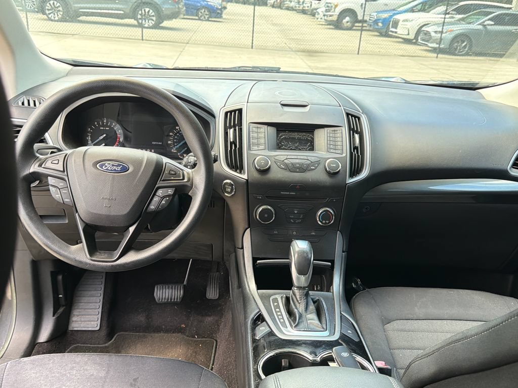 Used 2016 Ford Edge SE FWD image 7